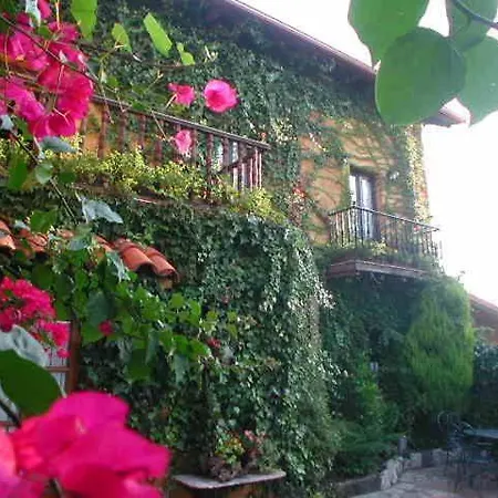 La Llosa De Szálloda